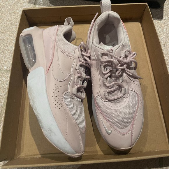 Nike Pink Air Max Verona Shoes - Womens size 6.5 - Picture 2 of 6